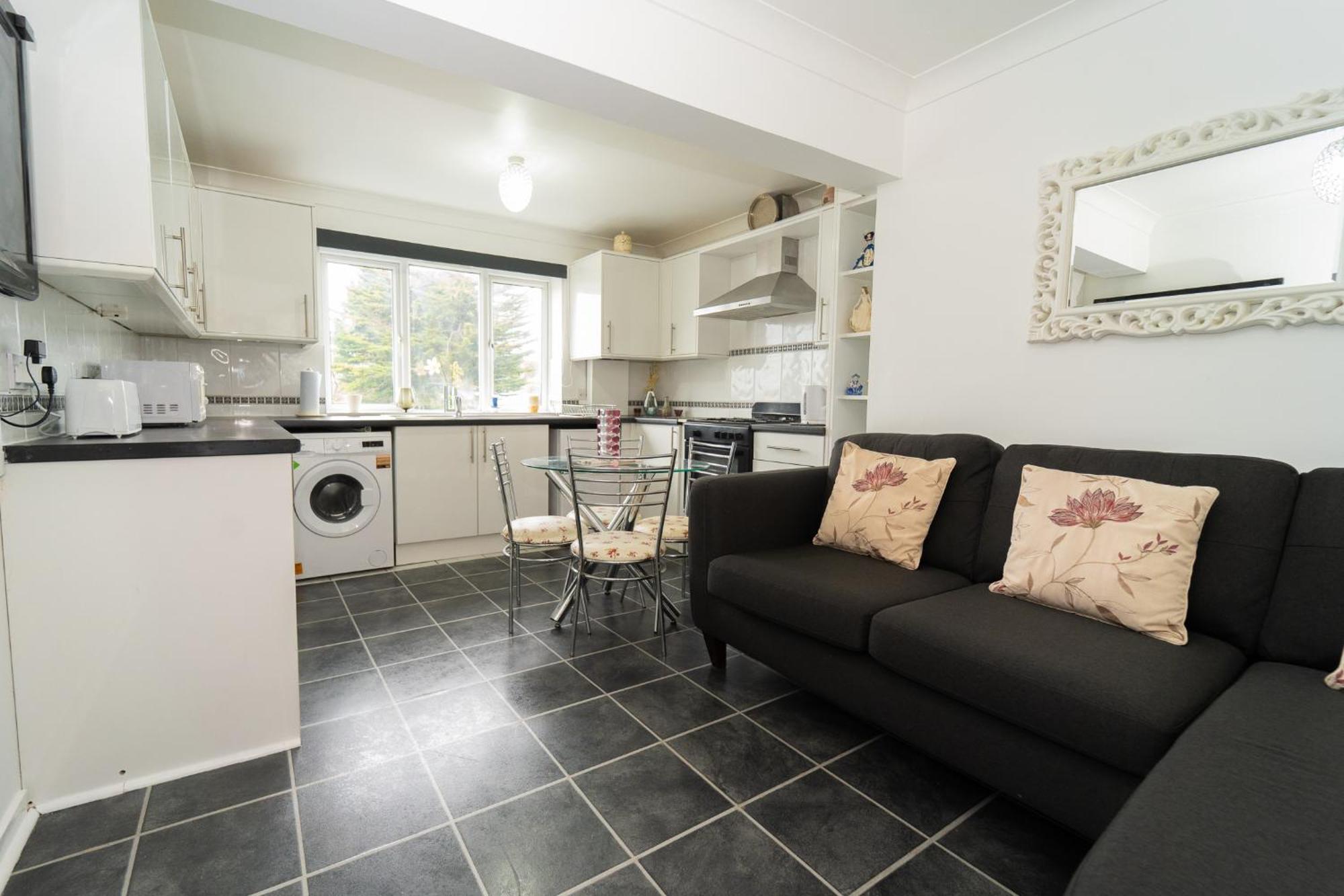 Apartment On High Street *
